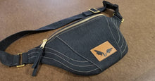 Load image into Gallery viewer, Blackbird Hip Pouch